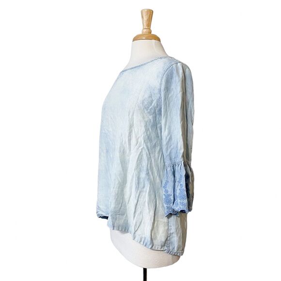 John Mark Anthropologie Shirt Size Small Boho Blue Striped Bell Sleeve - Picture 5 of 10